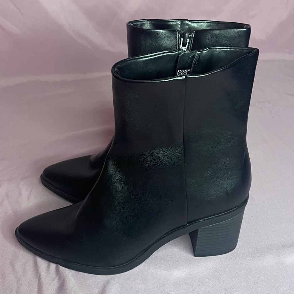 Universal Thread Womens Gayle Western Ankle Boots Pointed Toe Size 9 New Black